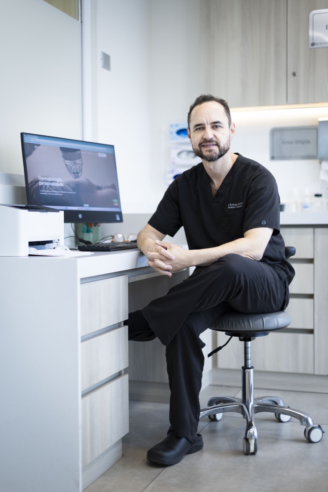 Dr. Rodrigo Schwartz